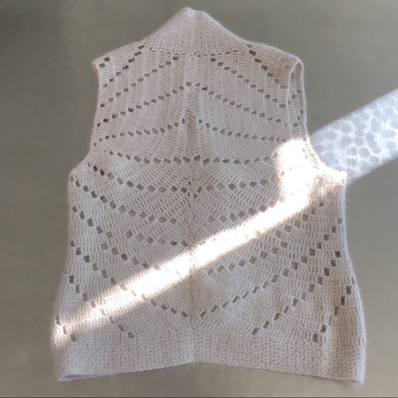 Cabi Sweater Vest - Picture 2 of 4